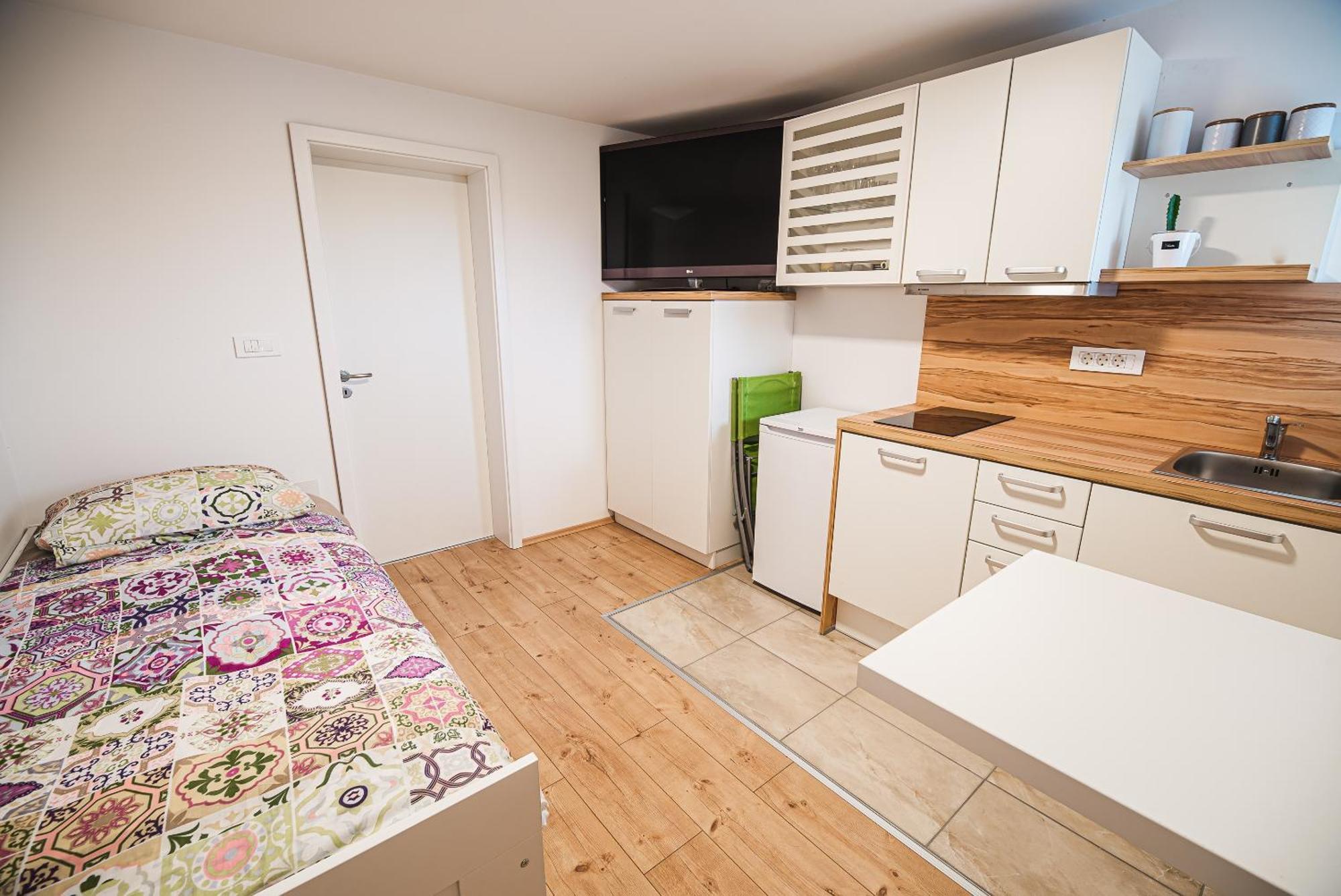 Apartments Rozalija Preddvor Cameră foto